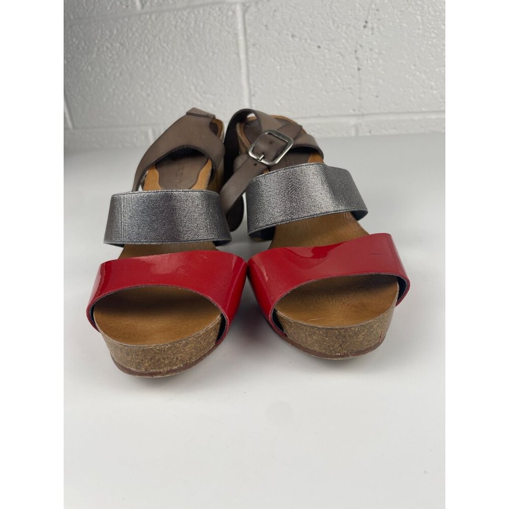 Unity in Diversity Women's 38 Made in Spain Strappy Patent Leather Clog heels - Picture 2 of 13